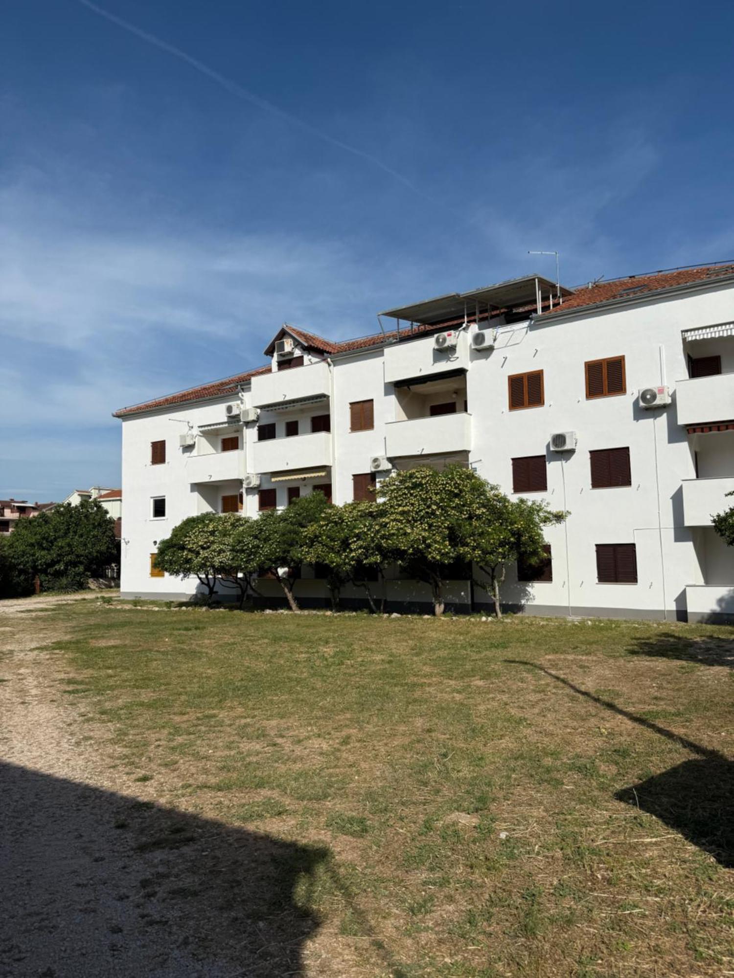 Casa Trussardi Apartment Пировац Екстериор снимка