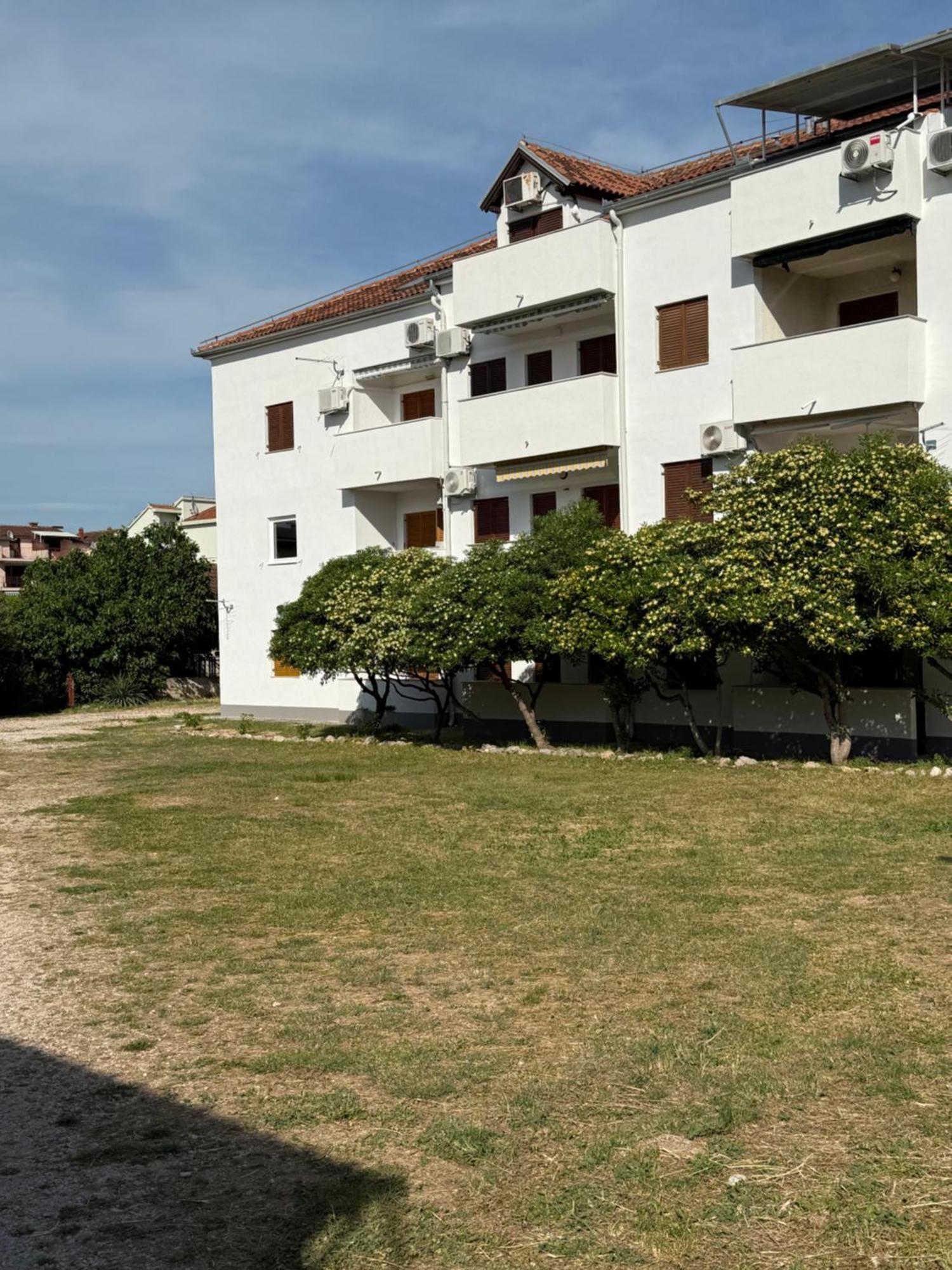 Casa Trussardi Apartment Пировац Екстериор снимка